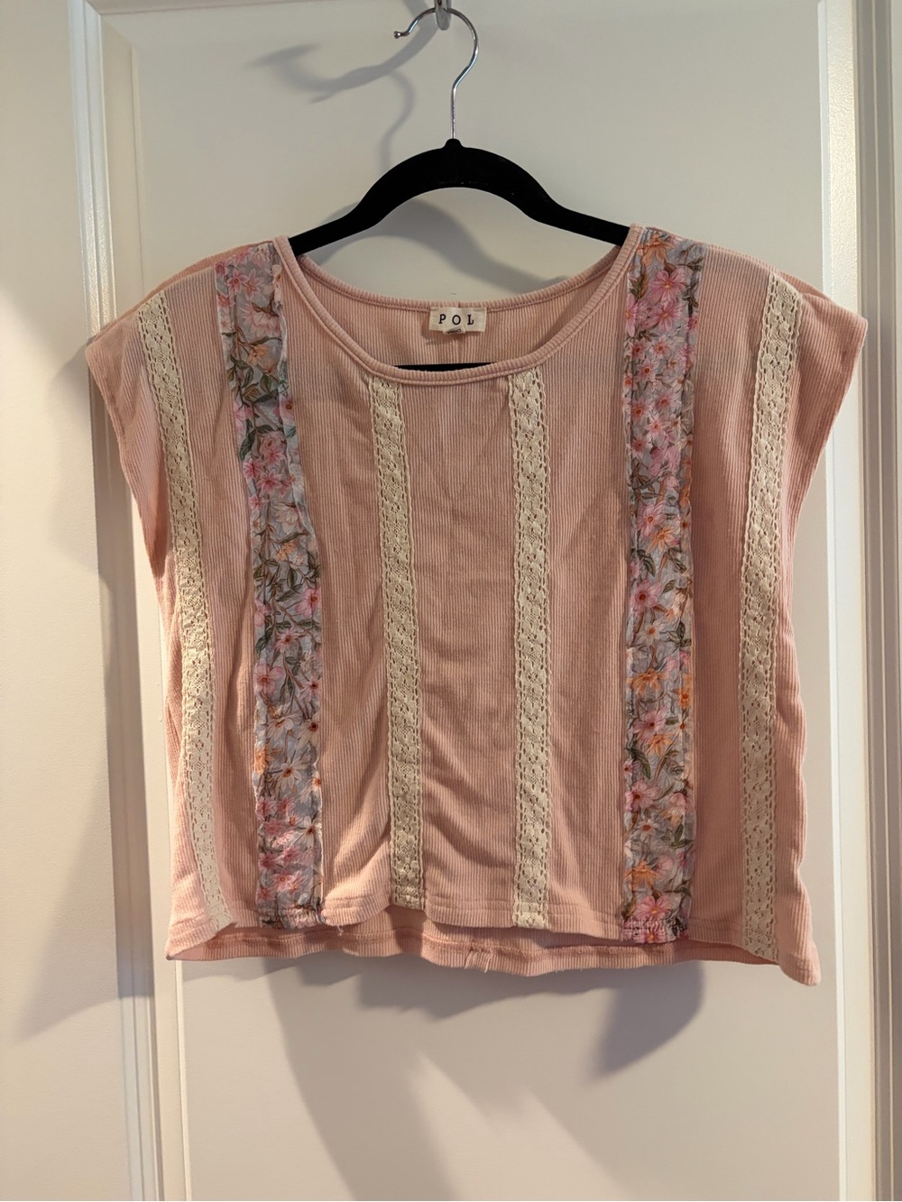POL Pink Floral Panel Lace-Trim Short Sleeve Top